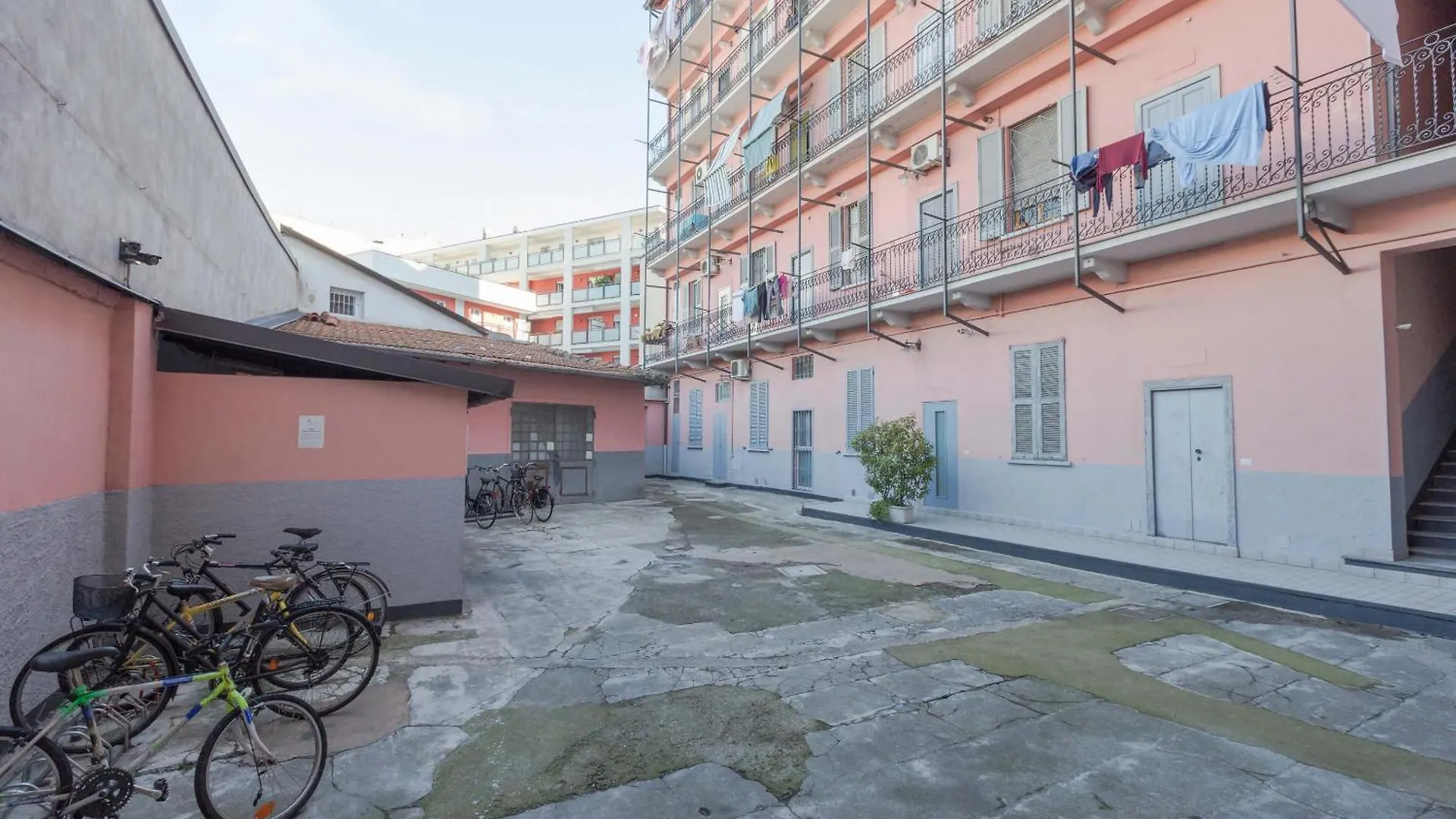 Raffinato E Stylish Monolocale Milanese Apartment 0*, Milan Italy